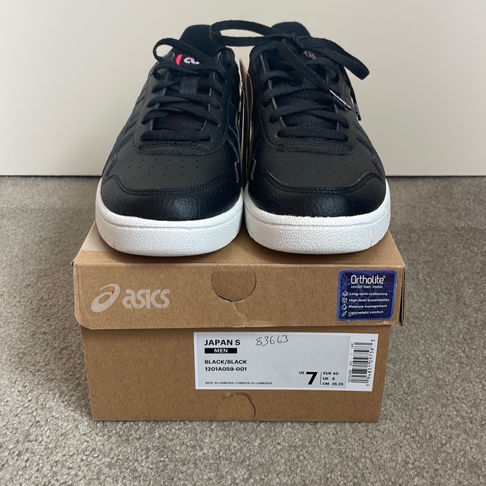 BRAND NEW⚡️ASICS Sneakers